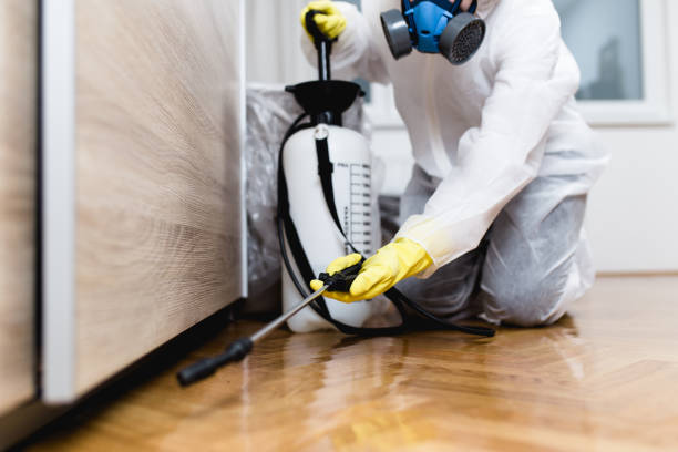 Best Commercial Pest Control Services  in Lake Barrington, IL